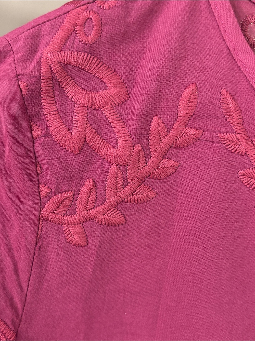 Anthropologie Chloe Oliver Pink Embroidered Crochet Lace Top S Modified Sleeve - Picture 6 of 9